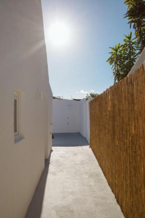 Beach, Surf and City - 2 bedroom villa